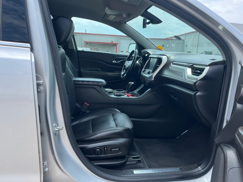 2019 GMC Acadia SLT