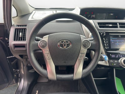 2015 Toyota Prius v Five