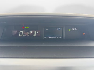 2015 Toyota Prius v Five