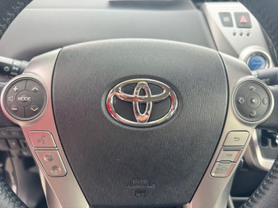 2015 Toyota Prius v Five