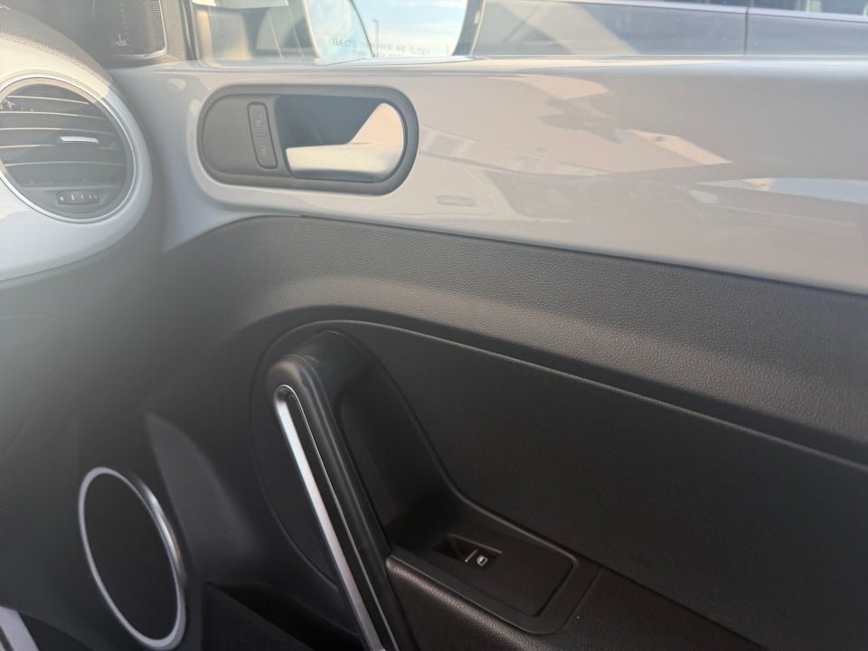 2018 Volkswagen Beetle Convertible SE