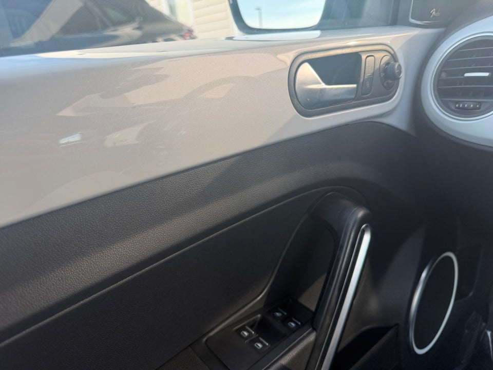 2018 Volkswagen Beetle Convertible SE