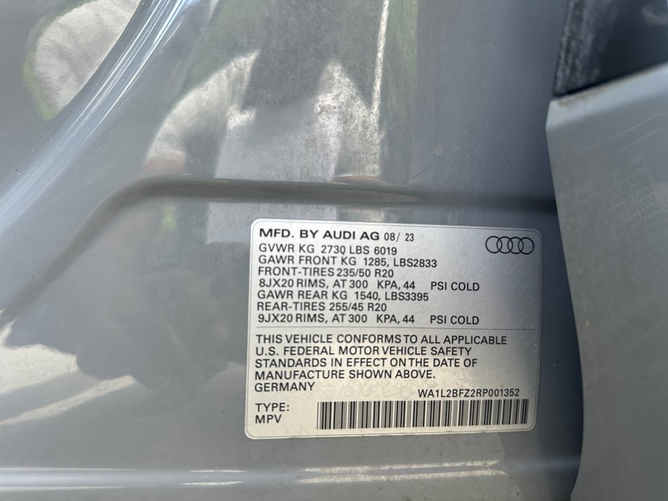 2024 Audi Q4 e-tron Premium Plus