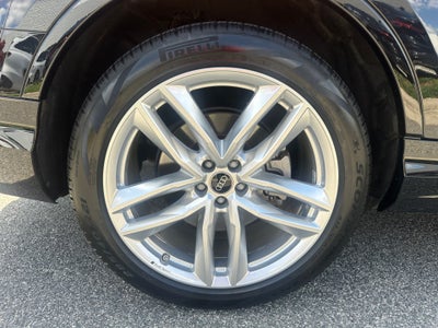 2025 Audi Q7 Premium Plus