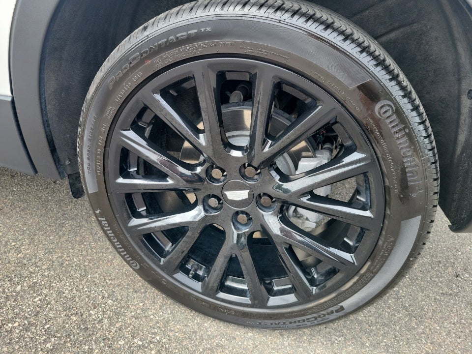 2023 Cadillac XT4 AWD Premium Luxury