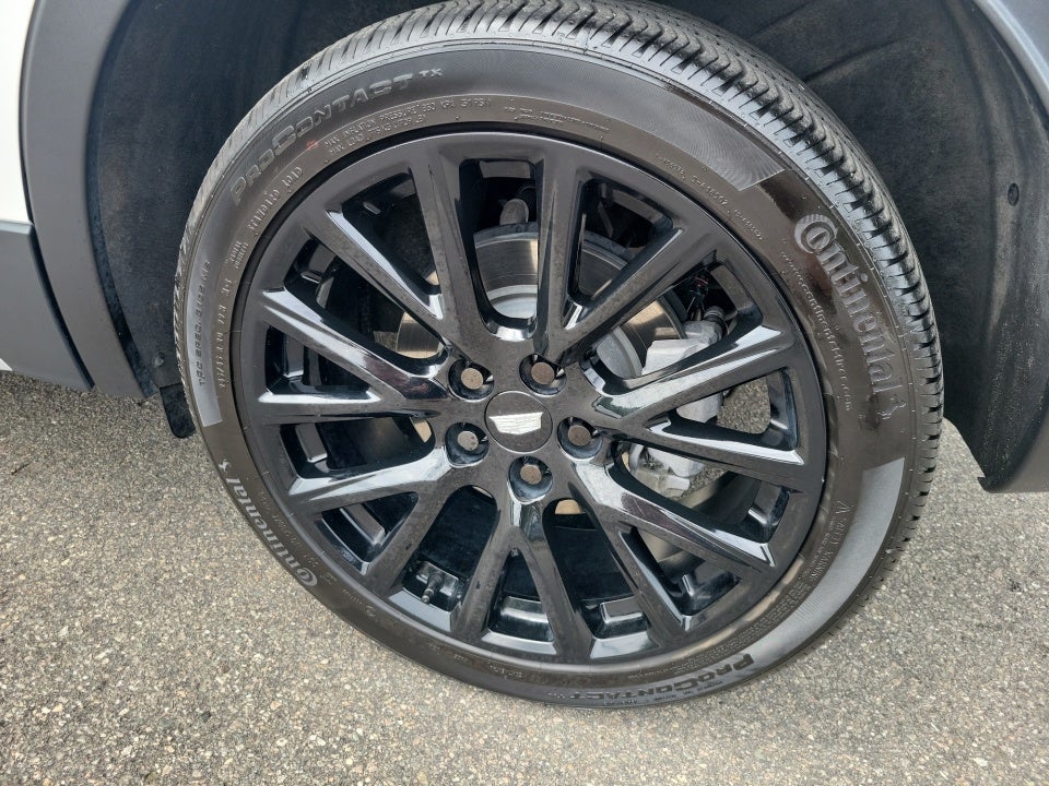 2023 Cadillac XT4 AWD Premium Luxury