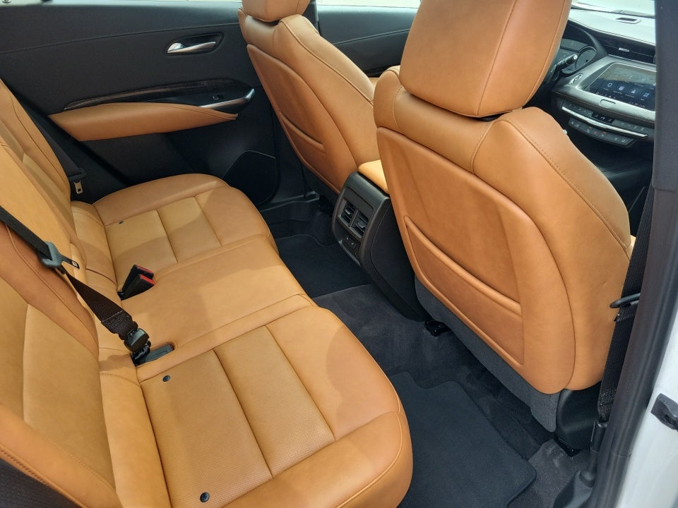 2023 Cadillac XT4 AWD Premium Luxury