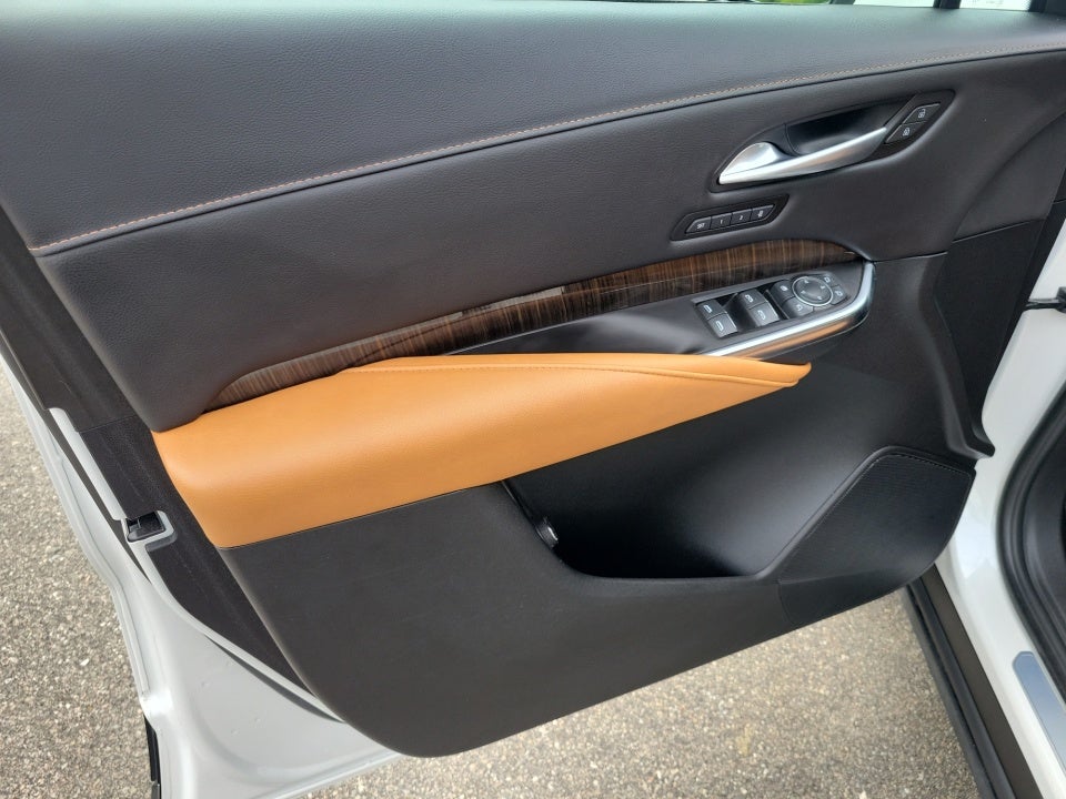 2023 Cadillac XT4 AWD Premium Luxury