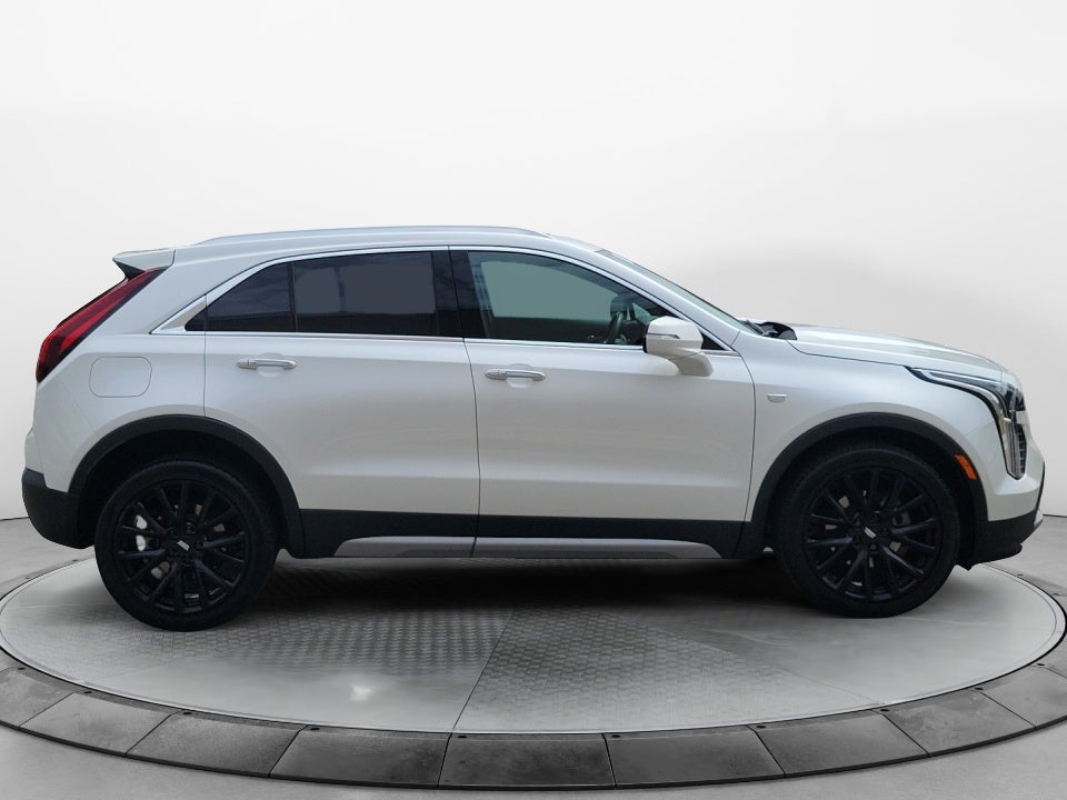 2023 Cadillac XT4 AWD Premium Luxury
