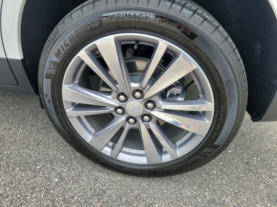 2025 Cadillac XT5 FWD Premium Luxury