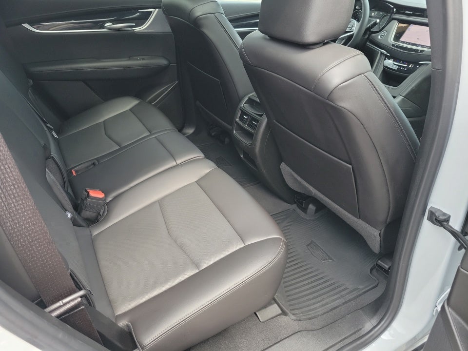 2025 Cadillac XT5 FWD Premium Luxury