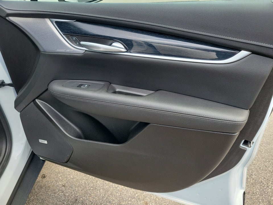 2025 Cadillac XT5 FWD Premium Luxury