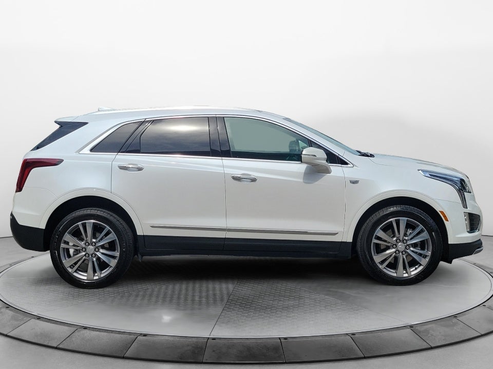2025 Cadillac XT5 FWD Premium Luxury