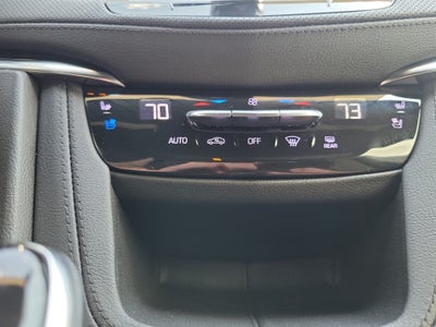 2022 Cadillac XT5 FWD Premium Luxury