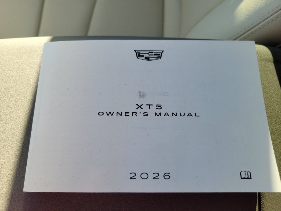 2026 Cadillac XT5 FWD Premium Luxury