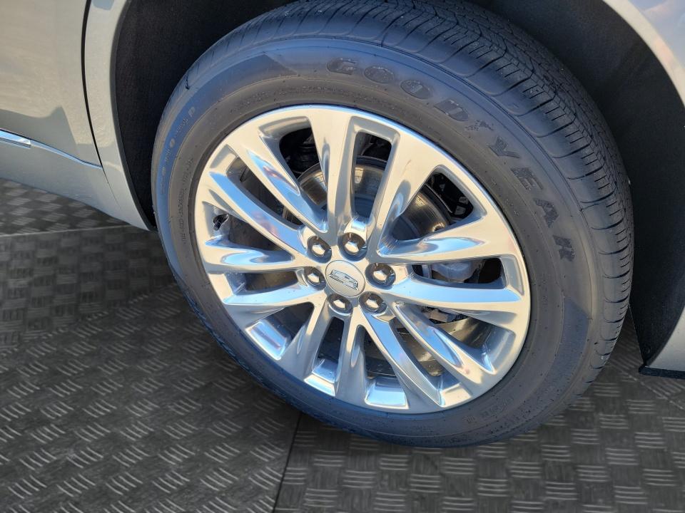 2024 Cadillac XT6 FWD Premium Luxury
