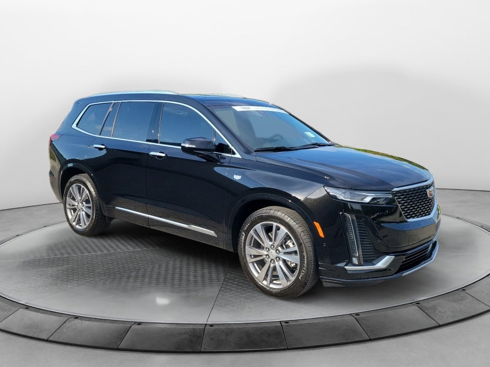 2025 Cadillac XT6 FWD Premium Luxury