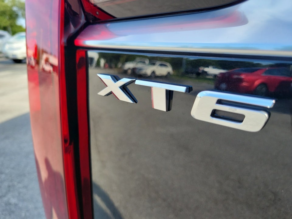 2025 Cadillac XT6 FWD Premium Luxury