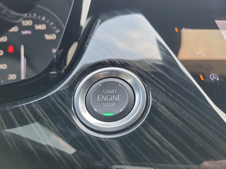 2025 Cadillac XT6 FWD Premium Luxury