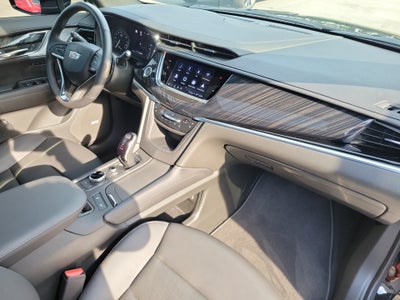 2025 Cadillac XT6 FWD Premium Luxury