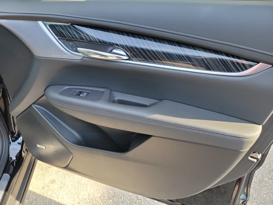 2025 Cadillac XT6 FWD Premium Luxury