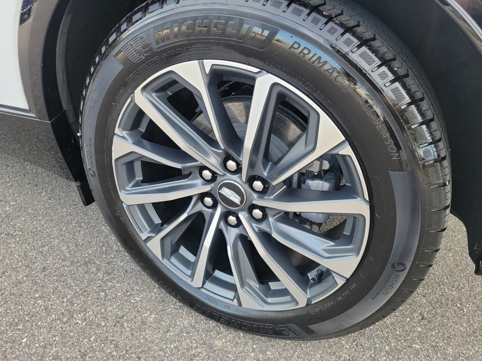 2024 Cadillac LYRIQ Sport