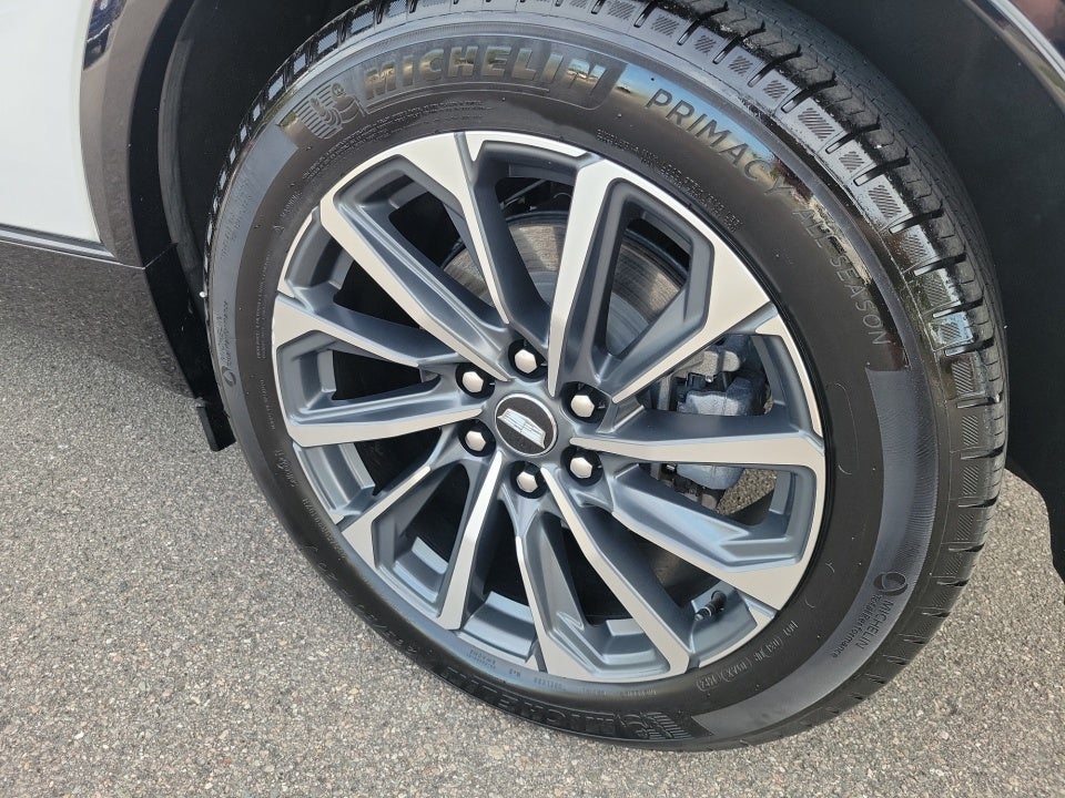 2024 Cadillac LYRIQ Sport