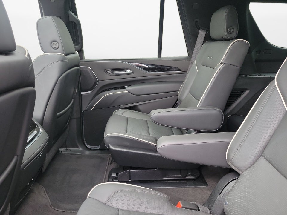 2024 Cadillac Escalade 4WD Sport