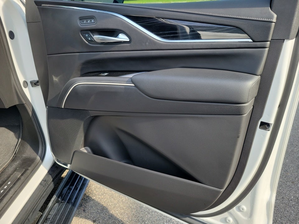 2024 Cadillac Escalade 4WD Sport