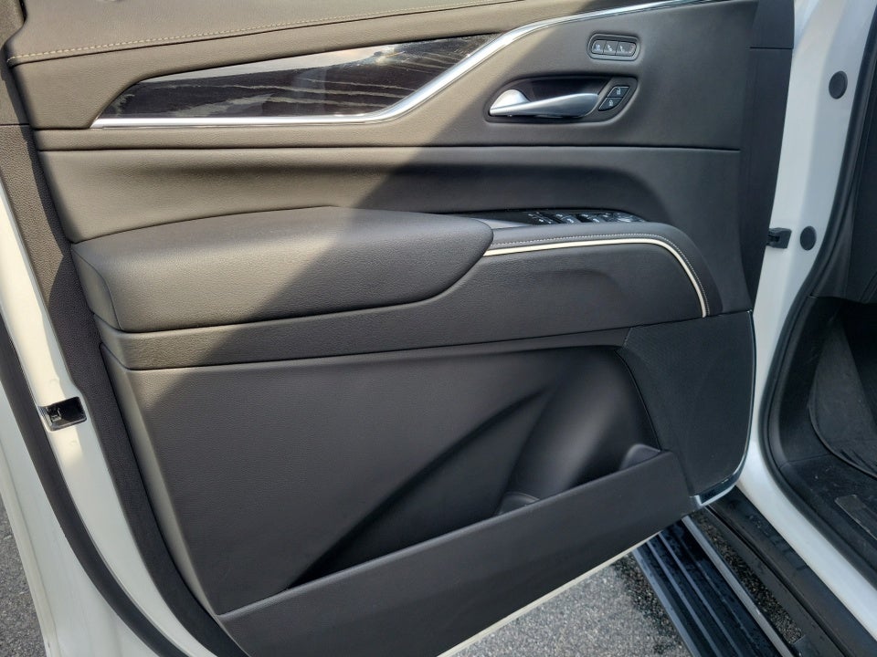 2024 Cadillac Escalade 4WD Sport