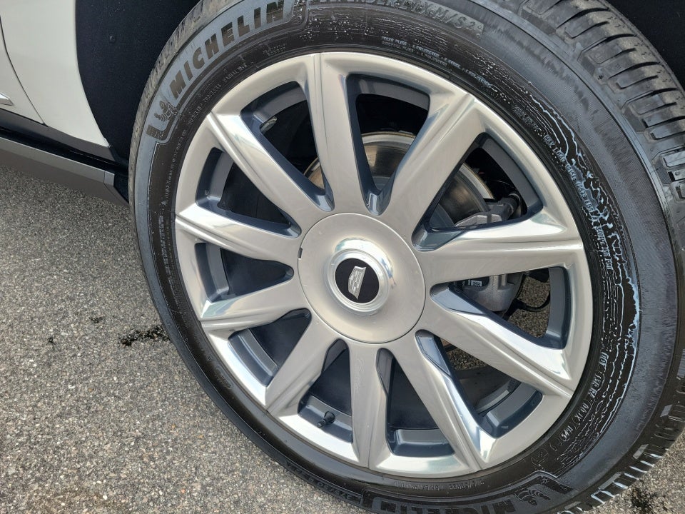 2024 Cadillac Escalade ESV 4WD Premium Luxury Platinum