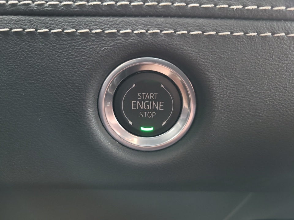 2026 Cadillac Escalade ESV 4WD Luxury