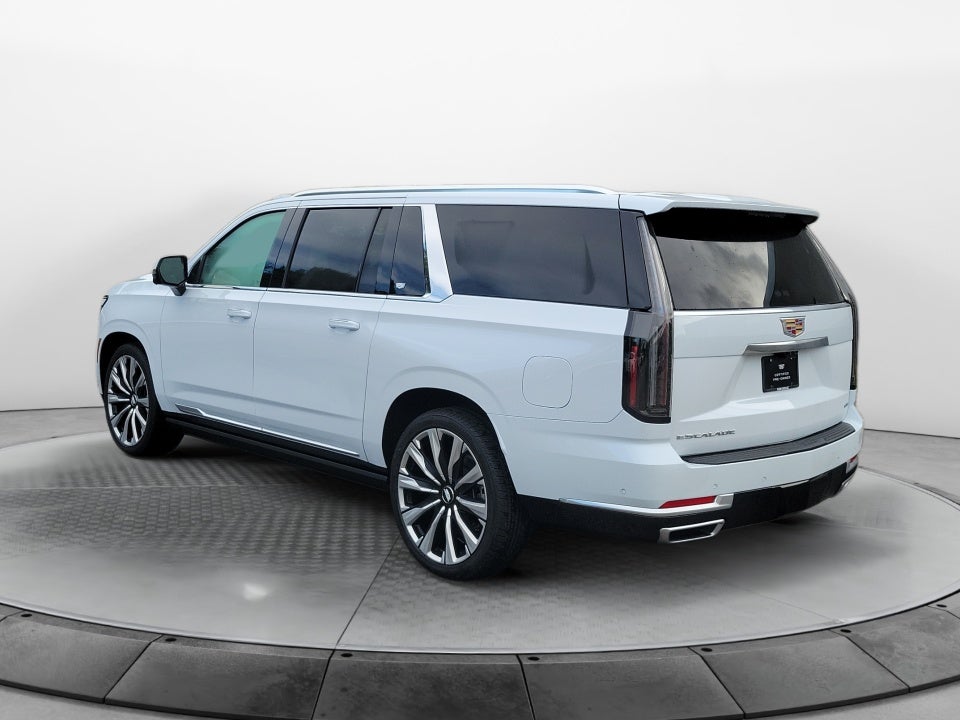 2026 Cadillac Escalade ESV 4WD Luxury