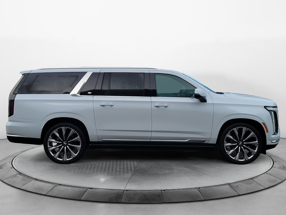 2026 Cadillac Escalade ESV 4WD Luxury