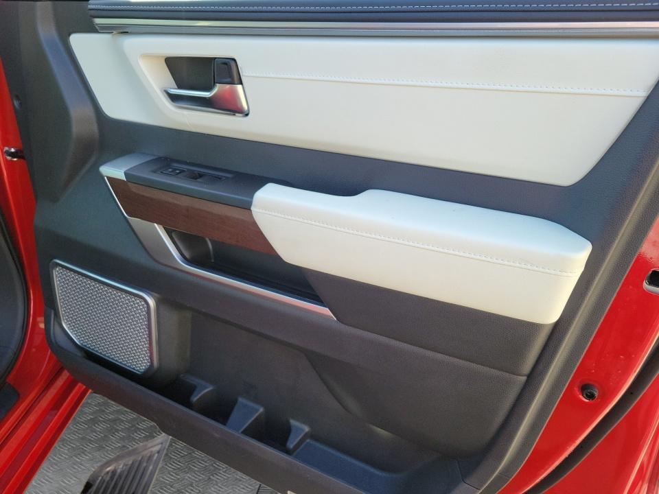 2024 Toyota Sequoia Capstone