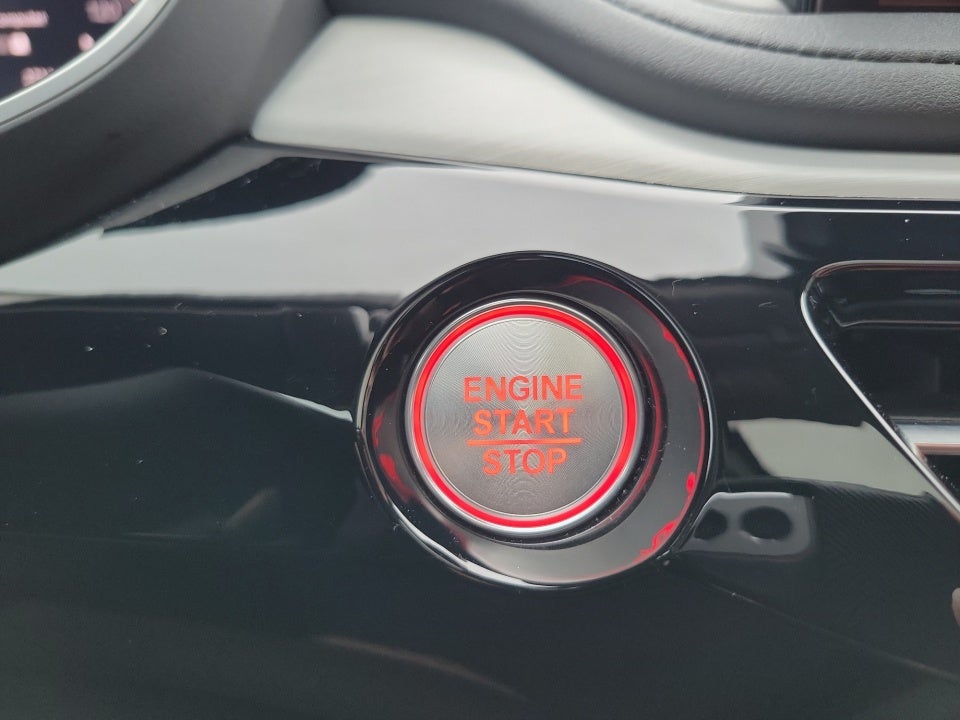 2025 Acura MDX w/Technology Package