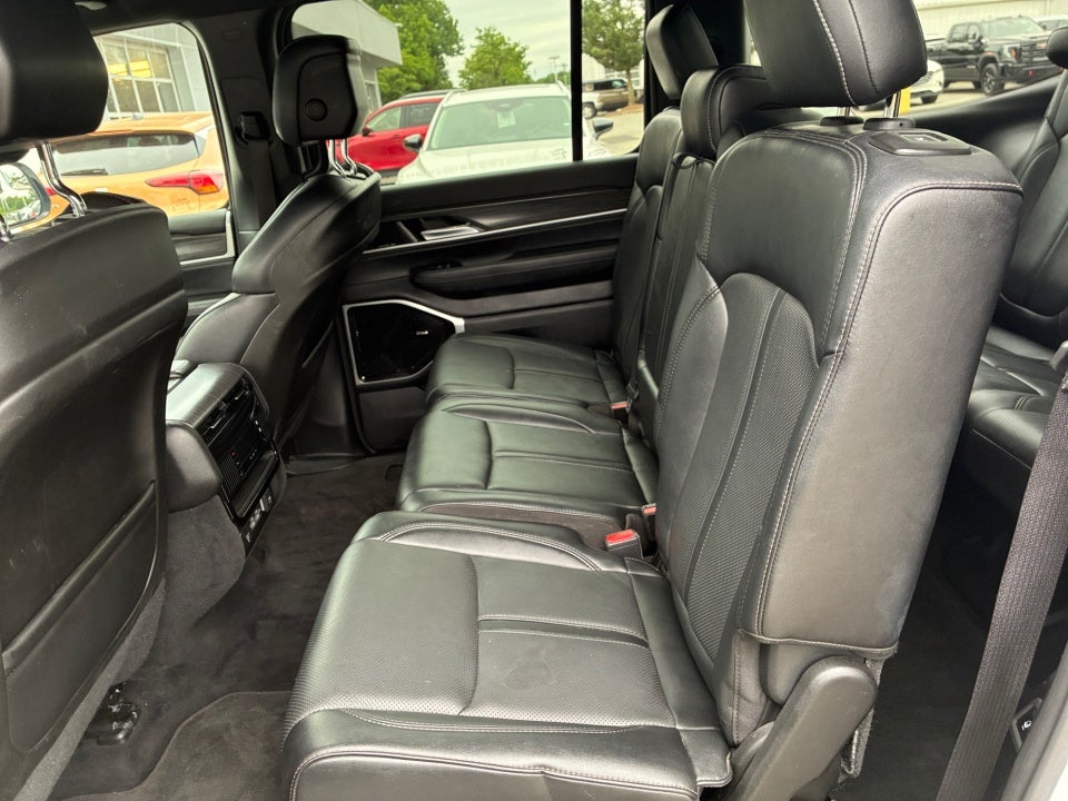 2023 Jeep Wagoneer Series III 4x4
