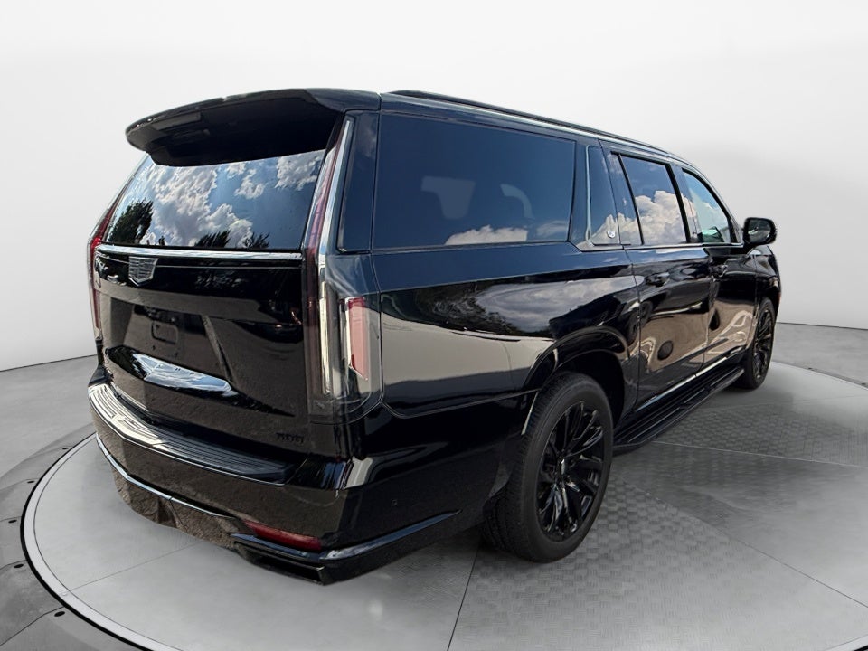2022 Cadillac Escalade ESV Sport Platinum