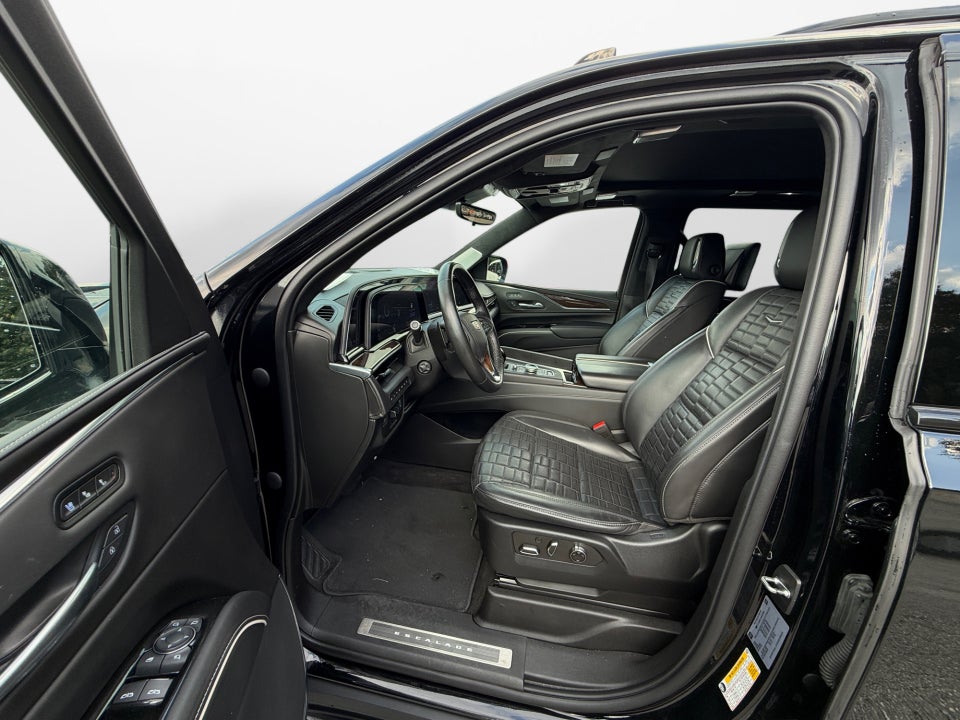 2022 Cadillac Escalade ESV Sport Platinum