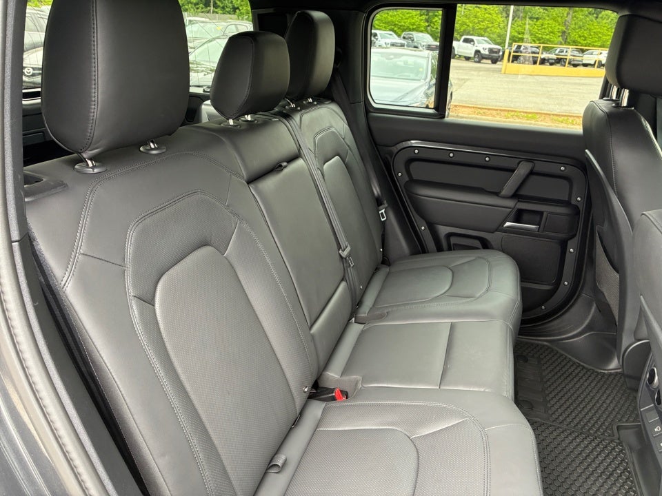 2025 Land Rover Defender 110 P500 X-Dynamic SE
