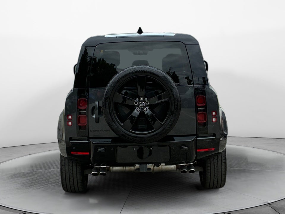 2025 Land Rover Defender 110 P500 X-Dynamic SE