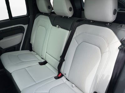 2025 Land Rover Defender 110 P400 S