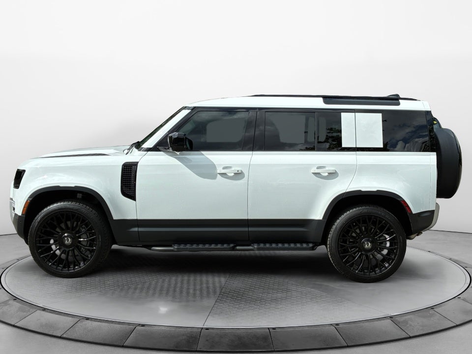 2025 Land Rover Defender 110 P400 S