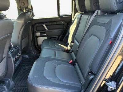 2024 Land Rover Defender Outbound