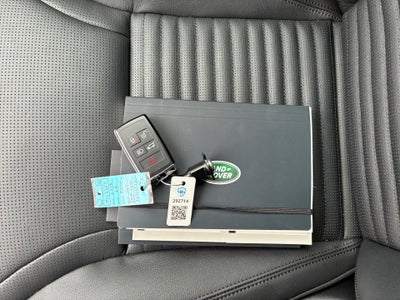 2025 Land Rover Discovery P360 Dynamic SE
