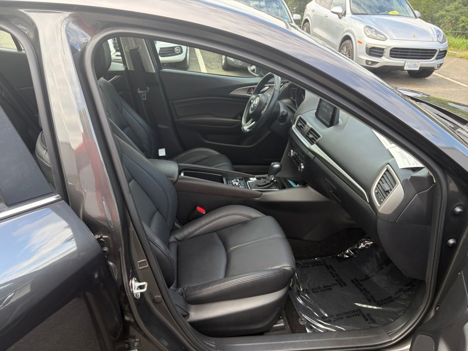 2018 Mazda Mazda3 Touring