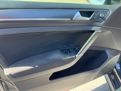 2018 Volkswagen Golf GTI S