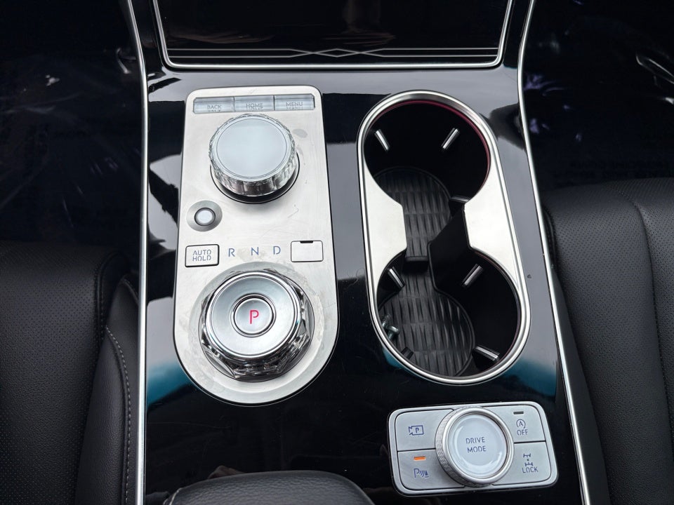 2025 Genesis GV80 2.5T Standard AWD