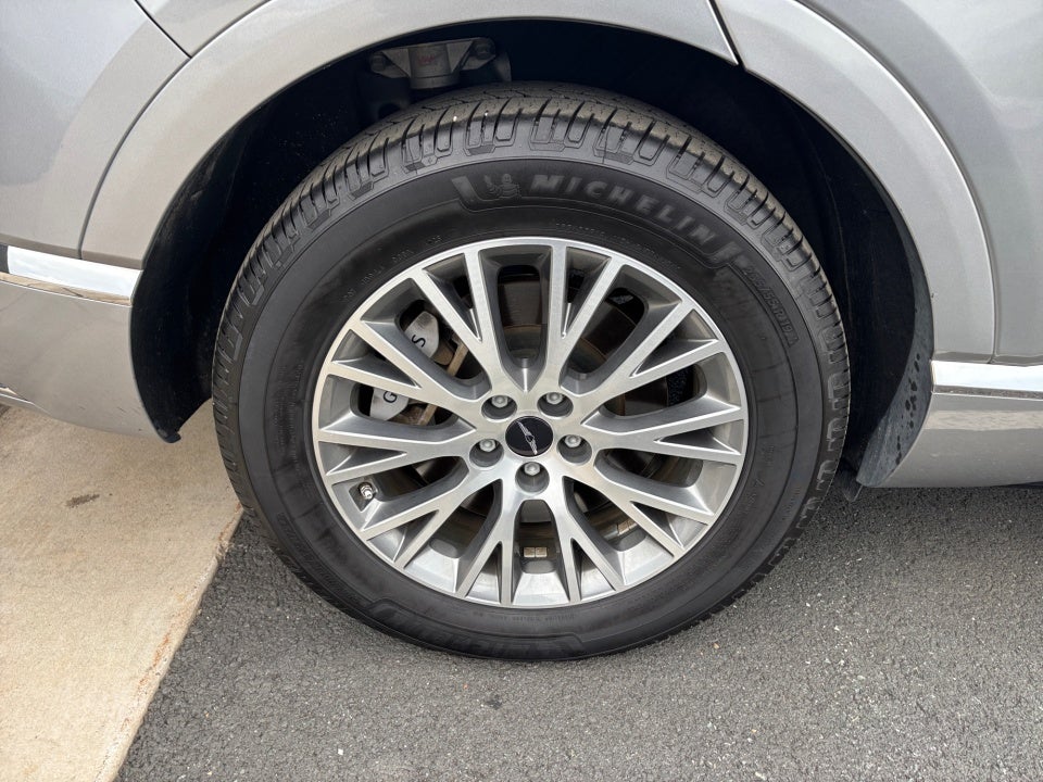 2025 Genesis GV80 2.5T Standard AWD