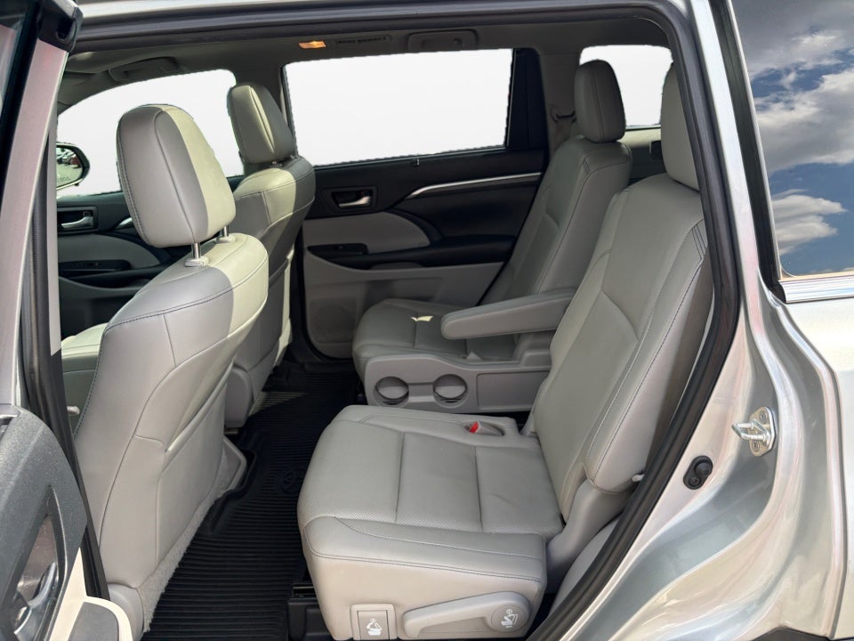 2019 Toyota Highlander Limited Platinum